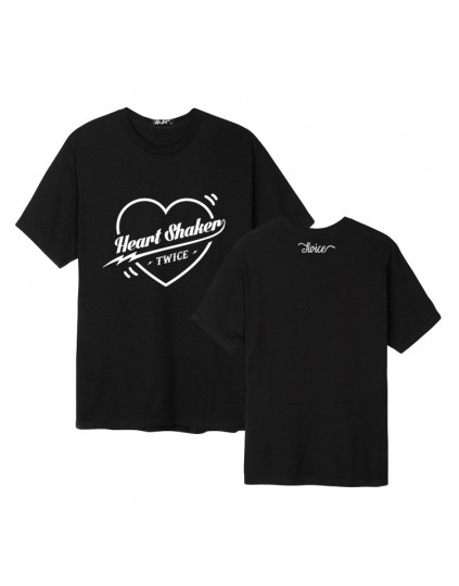 Camiseta Twice Heart Shaker