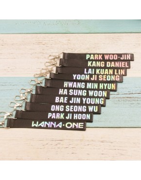 Strap Wanna One Membros