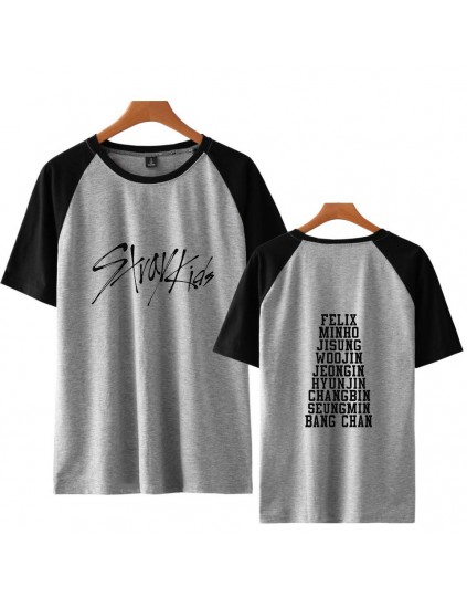 Camiseta Raglan Stray Kids