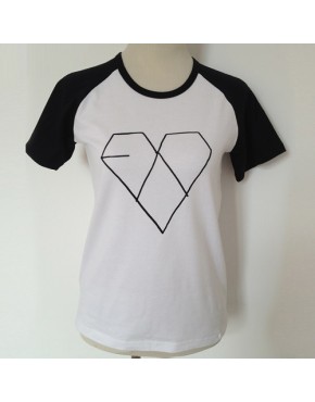 Camiseta EXO XOXO